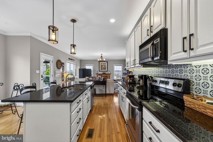 Property Photo:  17 Shamrock Lane  WV 25414 