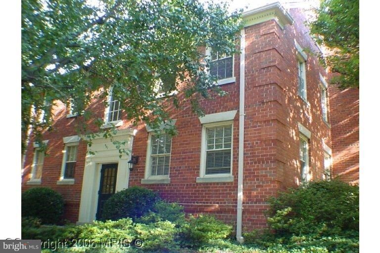 Property Photo:  601 Bashford Lane 4  VA 22314 