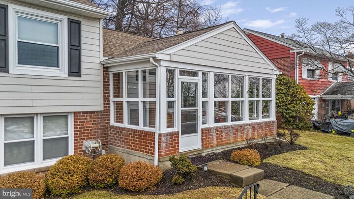 Property Photo: 711 Elgin Road PA 19073