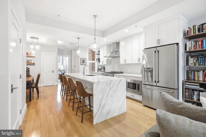 Property Photo:  819 D Street NE 18  DC 20002 