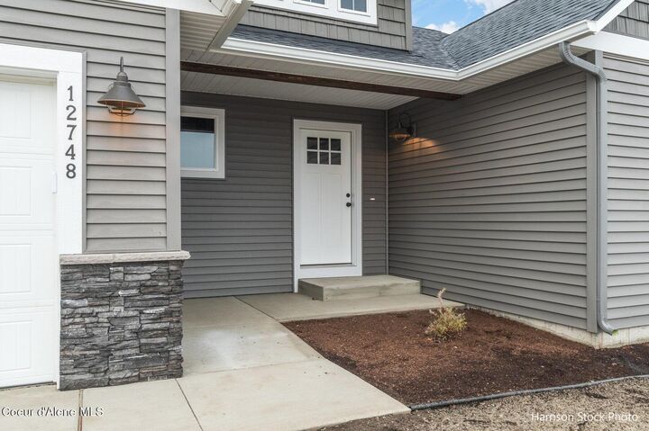 Property Photo:  12095 N Lennon Ln  ID 83858 