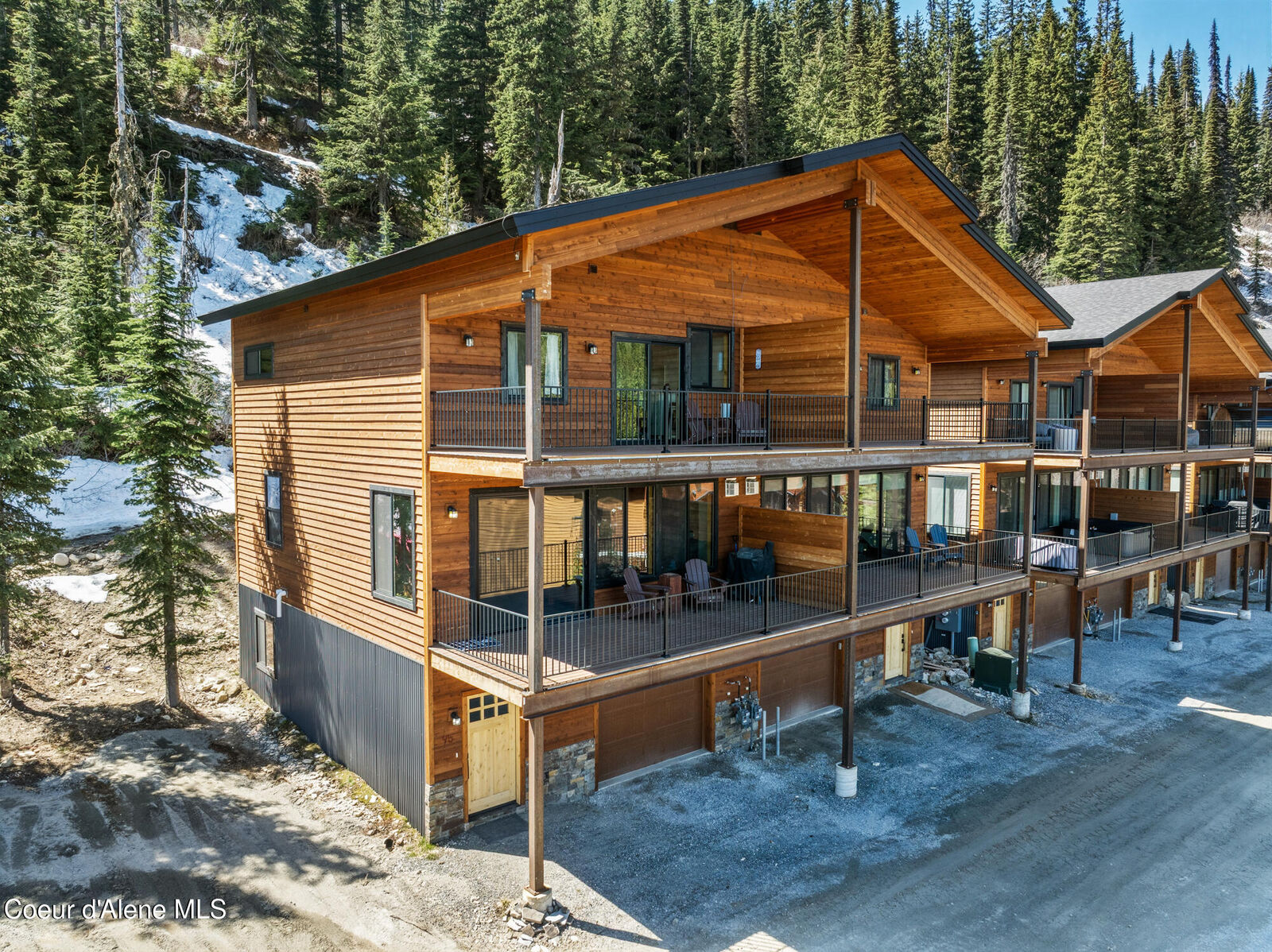 Property Photo:  95 Harrison Ln  ID 83864 