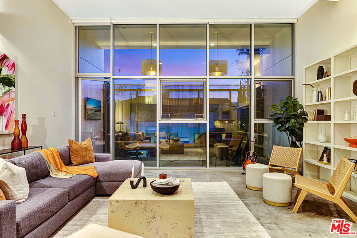 Property Photo:  803 Wilcox Ave  CA 90038 