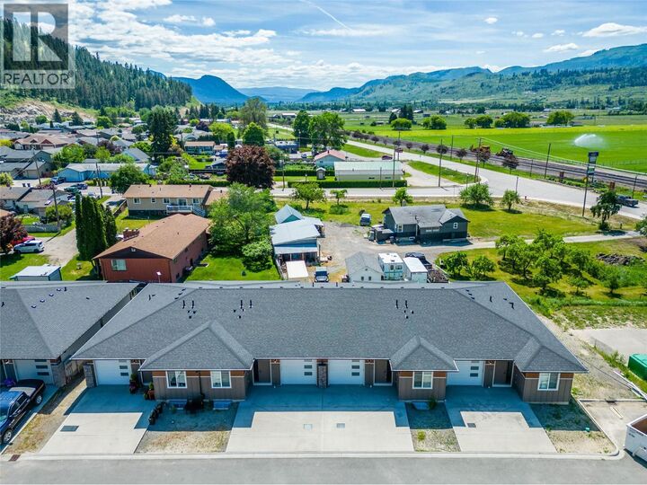 Property Photo: 220 Shepherd Road 14 BC V0E 1M1