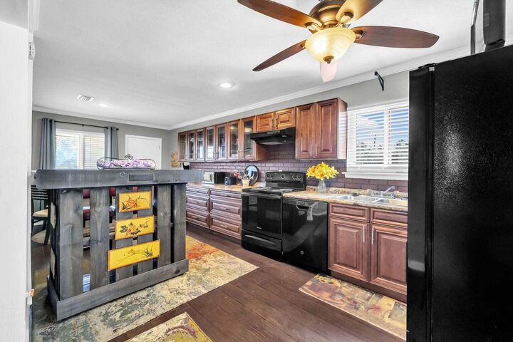 Property Photo: 726 Eglin Parkway A12 FL 32547