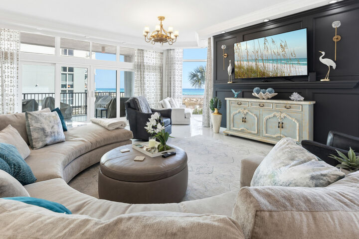 Property Photo: 950 US-98 6021 FL 32541