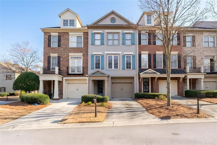 Property Photo:  6442 Queens Court Trace 10  GA 30126 