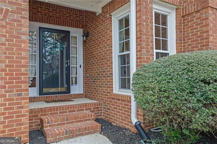 Property Photo:  1543 Laurel Park Circle NE  GA 30329 