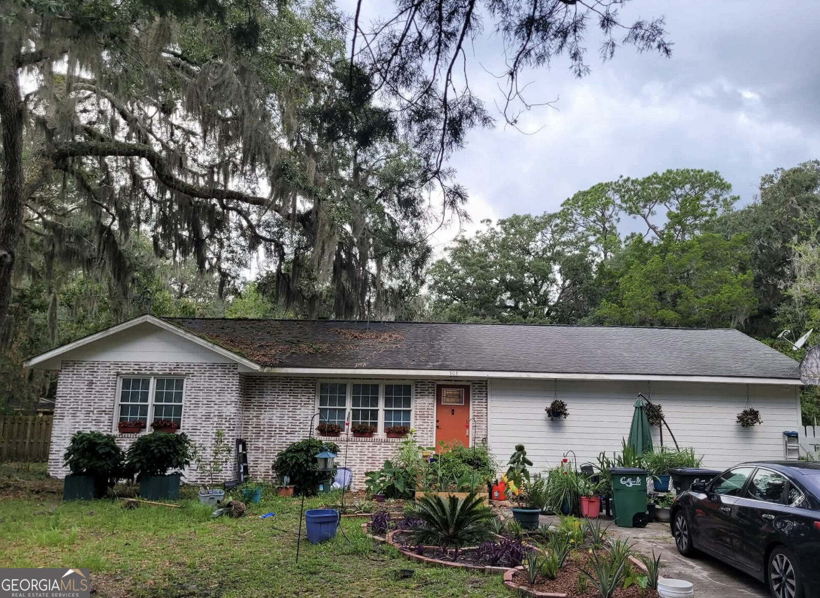 Property Photo:  303 Mahan Street  GA 31558 