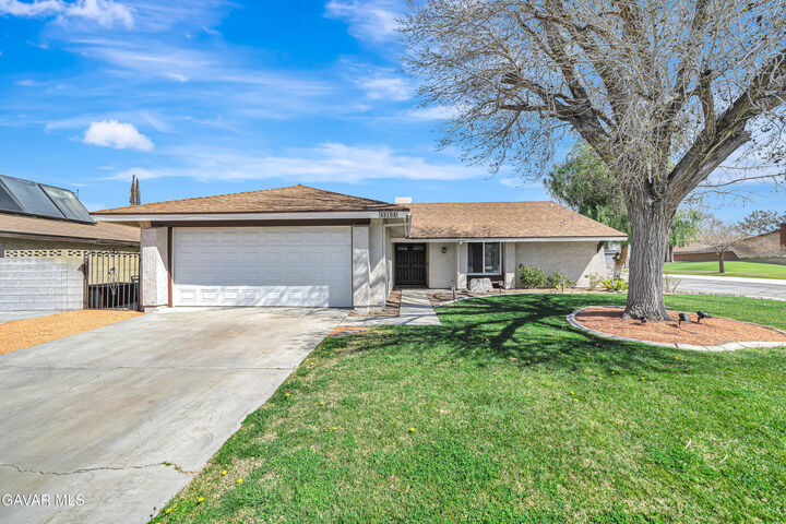 Property Photo:  43104 Lemonwood Drive  CA 93536 