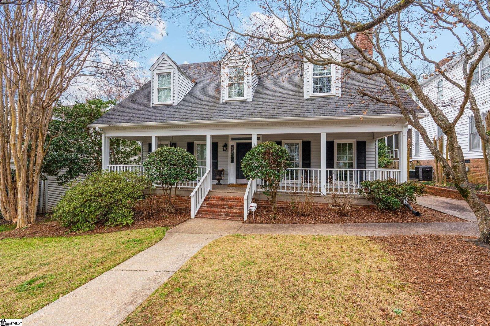 Property Photo:  32 Oak Crest Court  SC 29605 