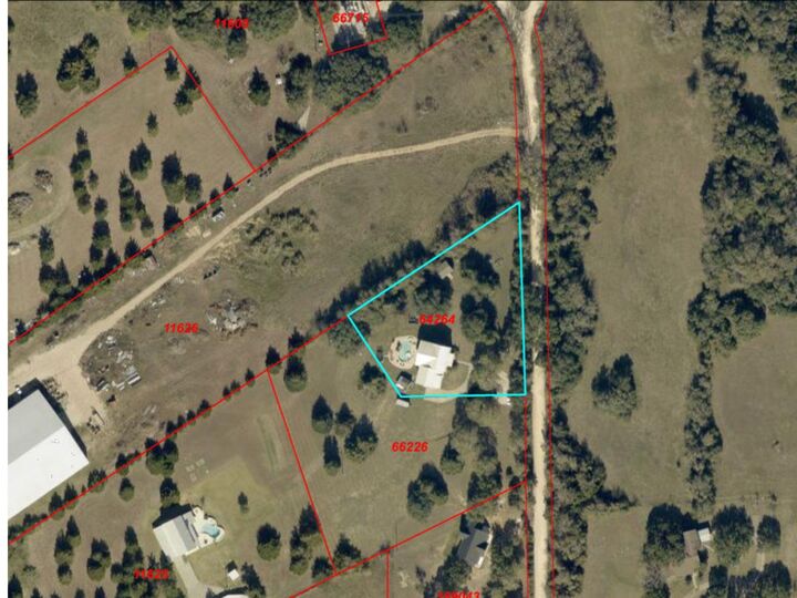 Property Photo: 305 Affleck Road TX 77833