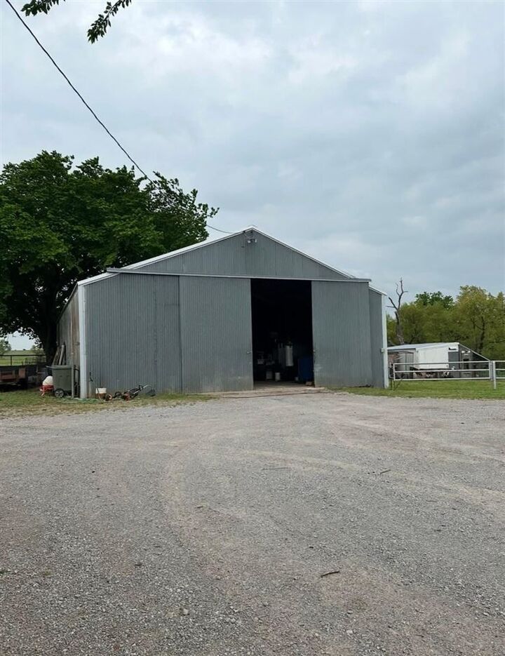 Property Photo:  12730 NE 120th  OK 73538-8831 