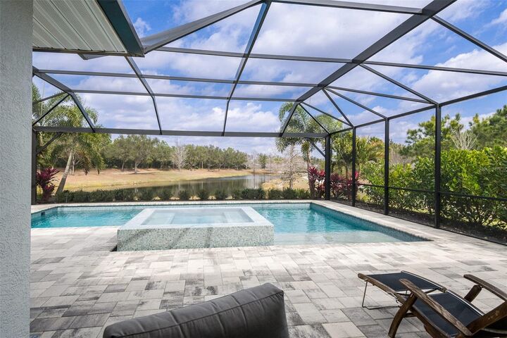 Property Photo:  15623 Leven Links Place  FL 34202 