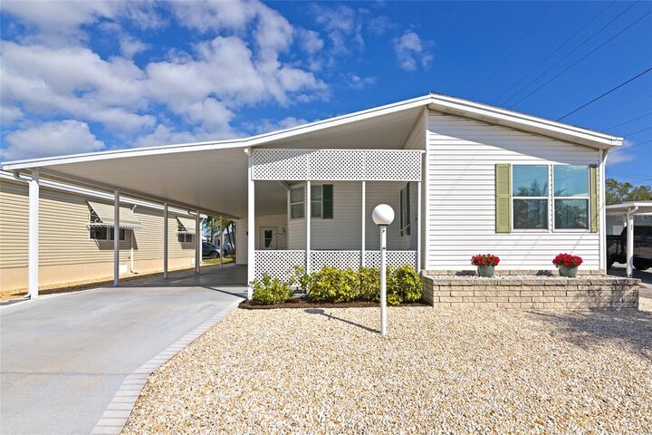 Property Photo:  804 50th C Avenue E  FL 34203 