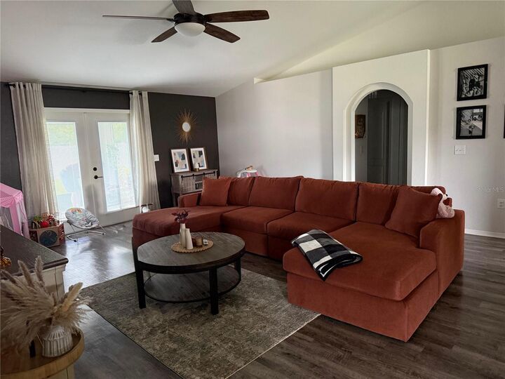 Property Photo:  3007 Eagle Nest View Drive  FL 33881 