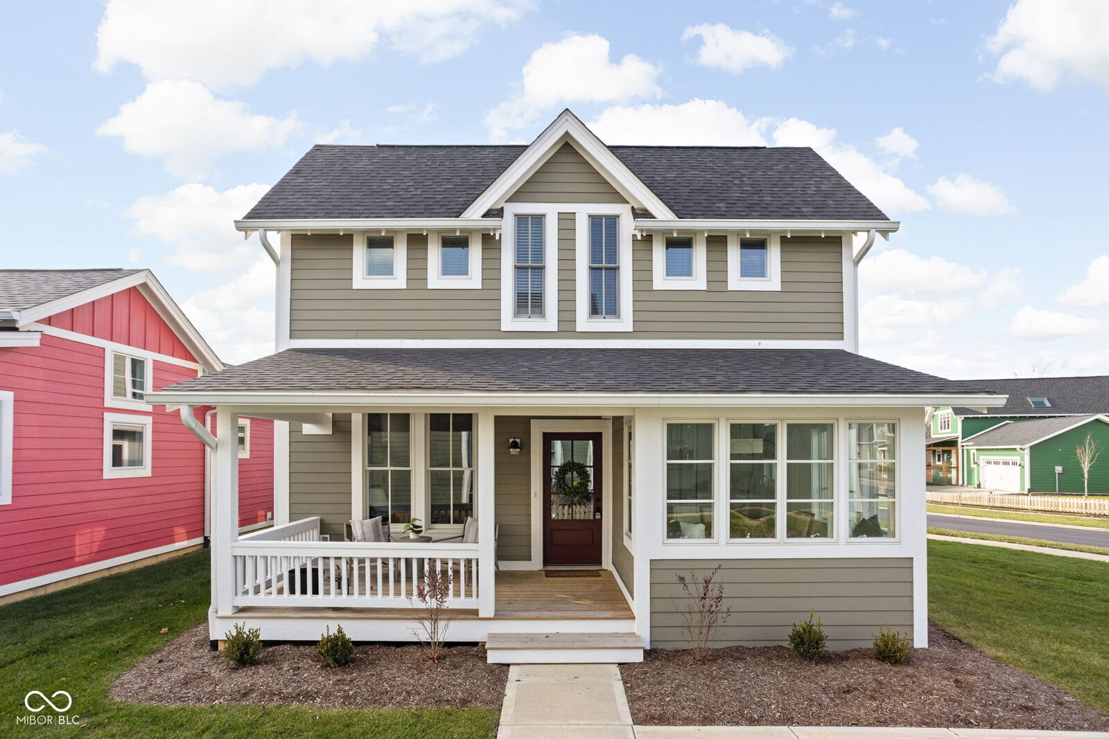 Property Photo: 5713 Upper Garden Way IN 46077