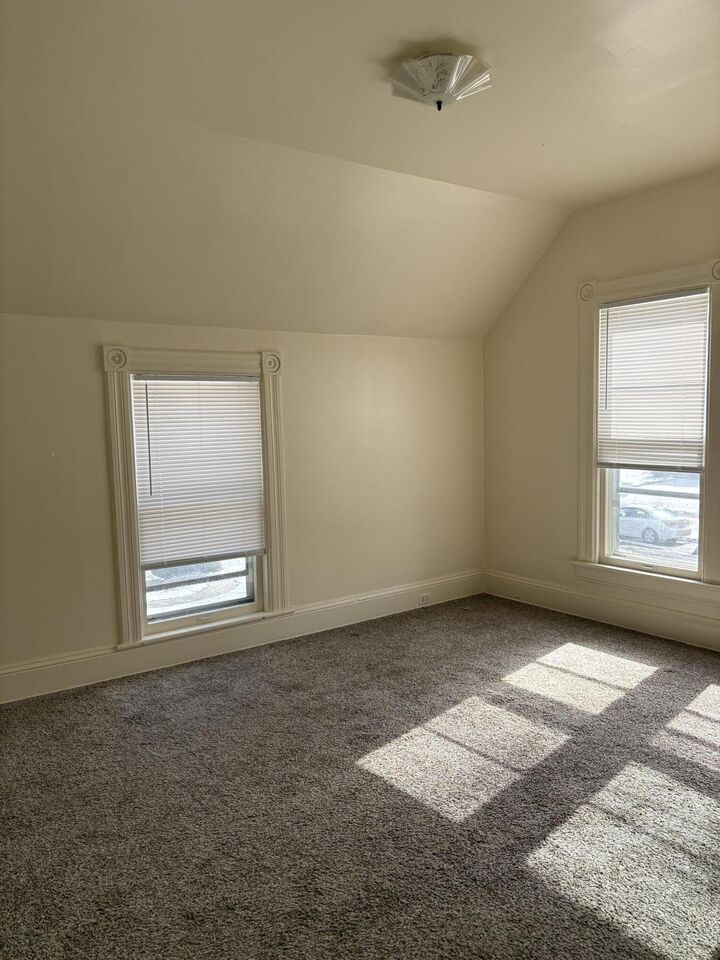 Property Photo:  205 Oak Street  MI 48198 