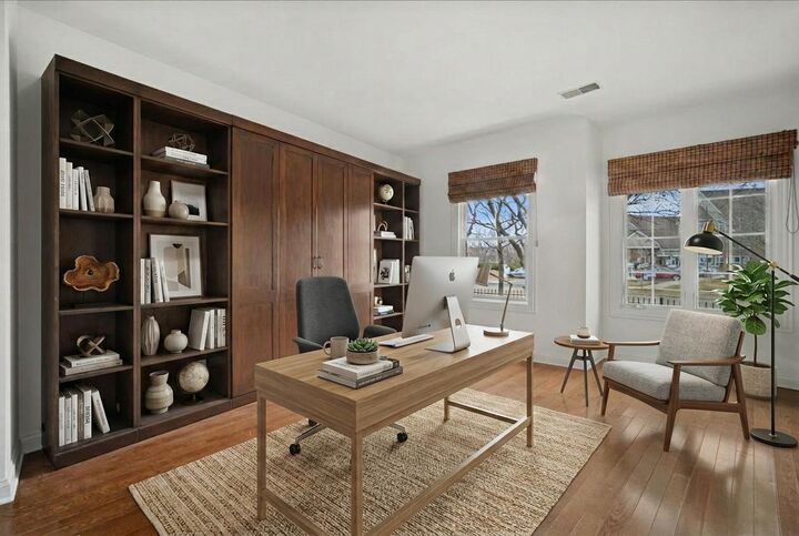 Property Photo: 1813 Admiral Court IL 60026