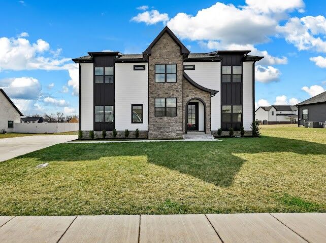 Property Photo:  339 Ellington Dr  TN 37043 