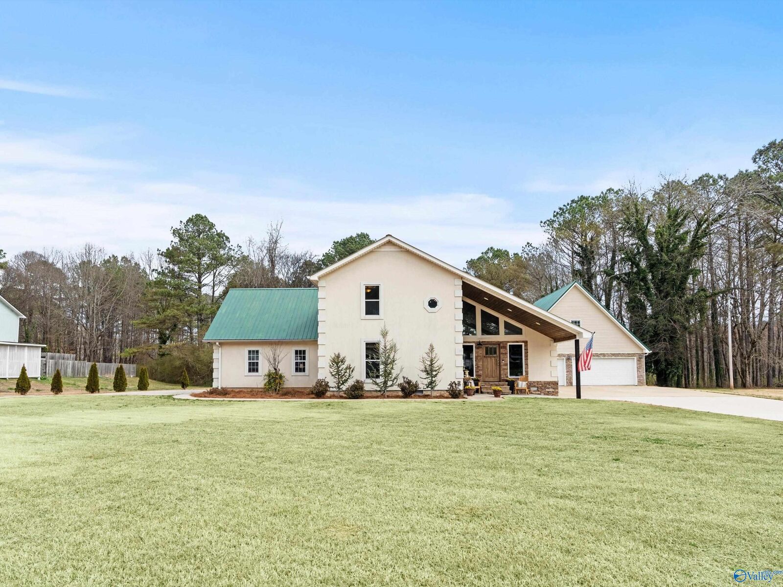 Property Photo:  120 Preston Cove Road  AL 35769 