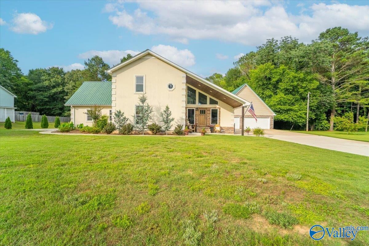 Property Photo:  120 Preston Cove Road  AL 35769 