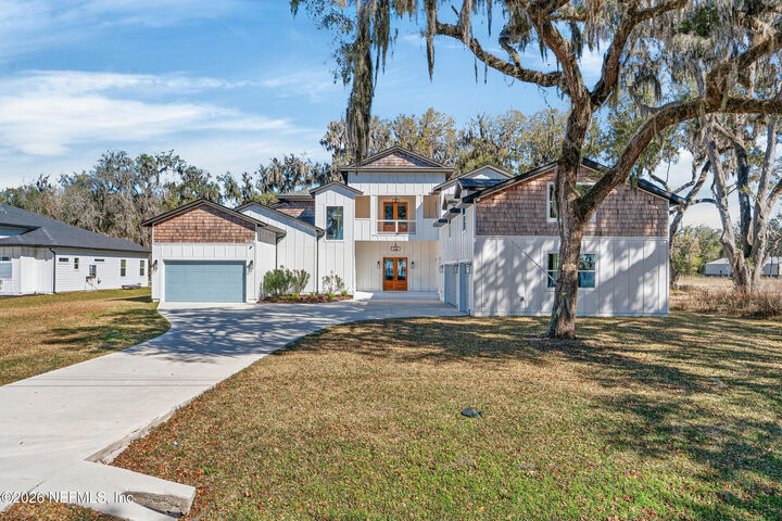 Property Photo: 10800 County Road 13 N FL 32092