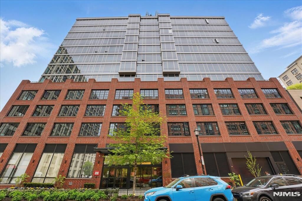 Property Photo:  1425 Hudson Street 6C  NJ 07030 