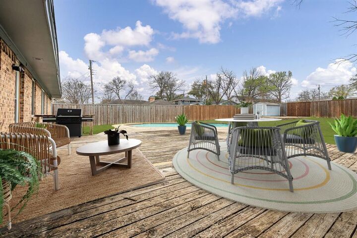 Property Photo:  3213 Pecan Lane  TX 75041 