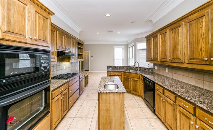 Property Photo:  9610 Gardere Drive  LA 71115 