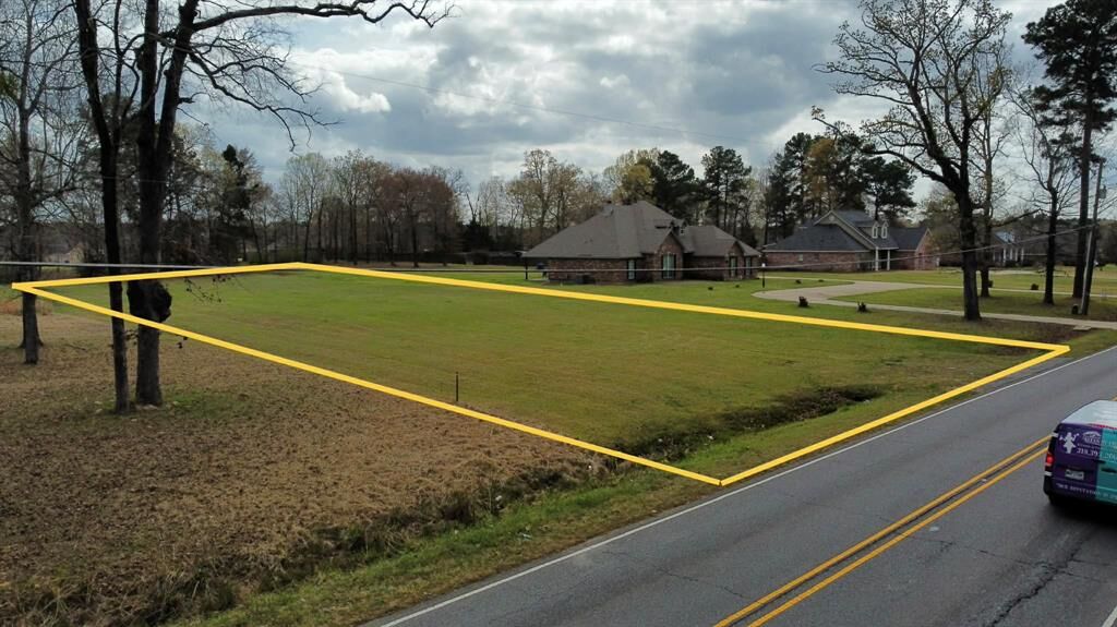 Property Photo:  000 Buncombe Rd  LA 71129 