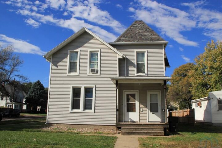 Property Photo:  1701 Ross  IA 51103 