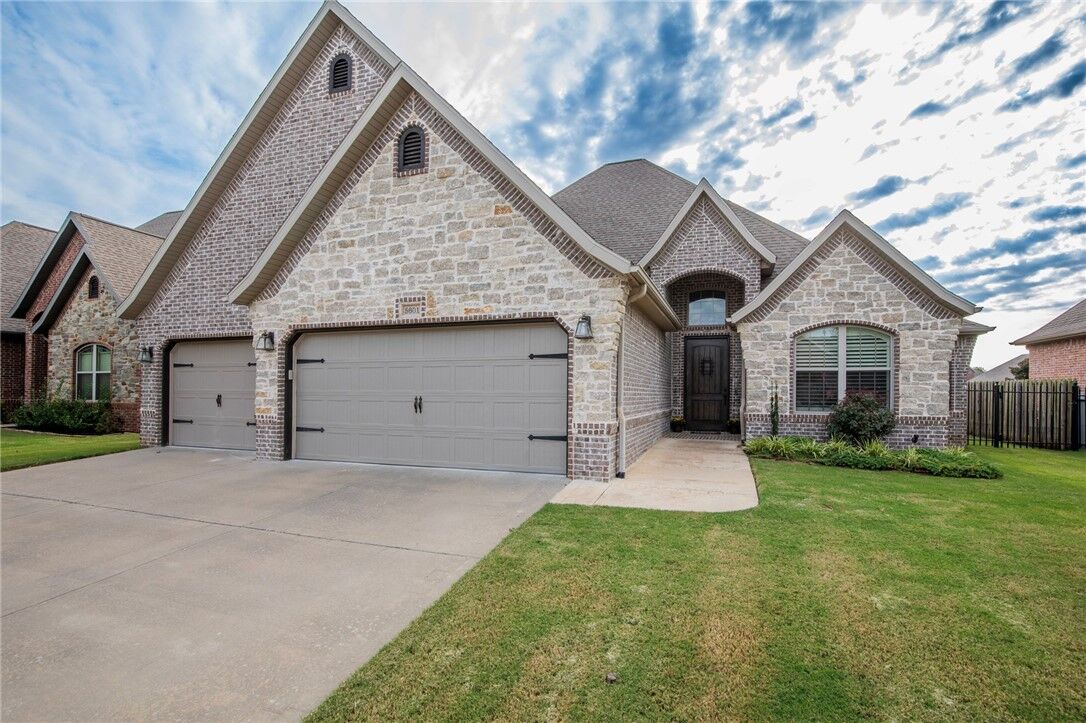 Property Photo: 5601 65th Street AR 72758