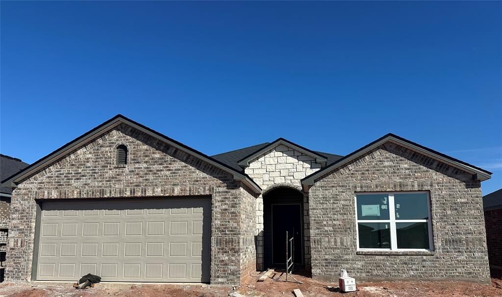 Property Photo:  6133 Western Redbud Trail  OK 73034 