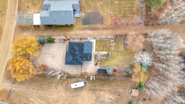 Property Photo: 602 Partridge Drive AB T0B 0H0