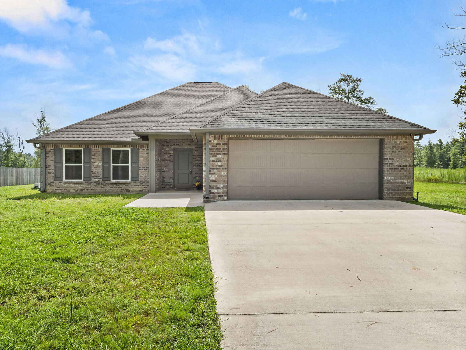 Property Photo:  131 Landrum  LA 71446 