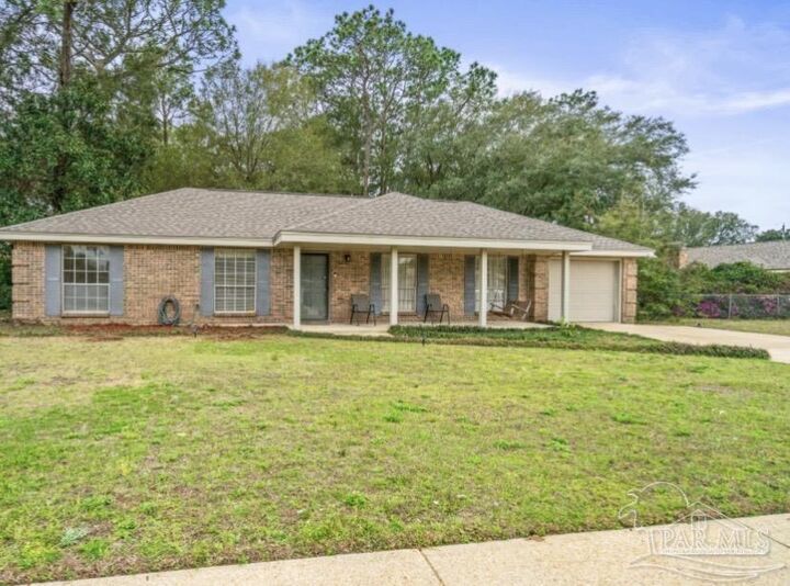 Property Photo:  4111 Capri Dr  FL 32504 