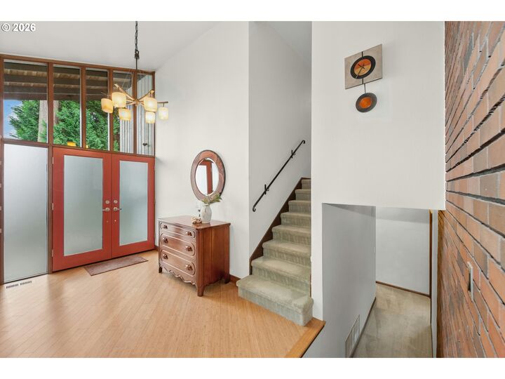 Property Photo:  4445 NW Malhuer Ave  OR 97229 