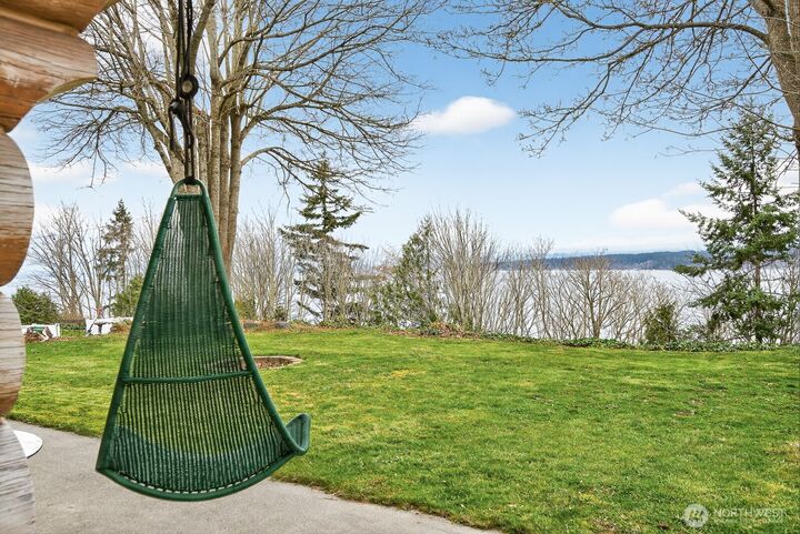 Property Photo:  2945  Janet Avenue  WA 98282 