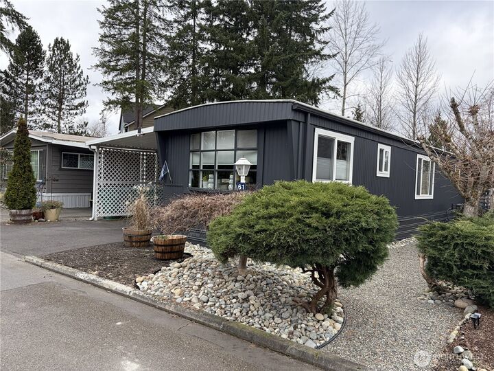 Property Photo:  2200  196th Street SE 61  WA 98012 
