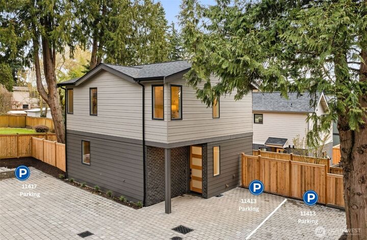 Property Photo:  11413 NE 91st Street  WA 98033 