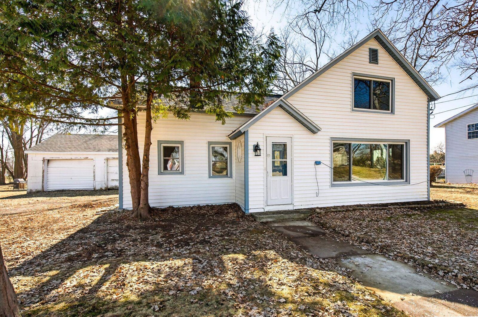 Property Photo:  314 Eagle Street  WI 54165-1015 