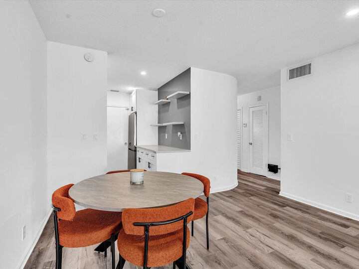 Property Photo: 2151 NE 68th Street 226 FL 33308