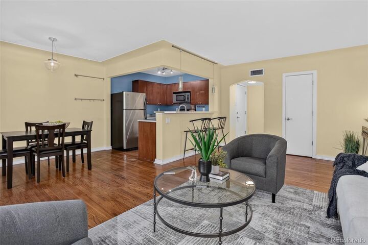 Property Photo:  636 N Washington Street 101  CO 80203 