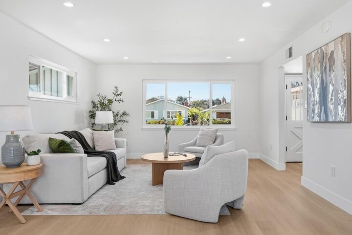 Property Photo:  3221 Llano Street  CA 94403 