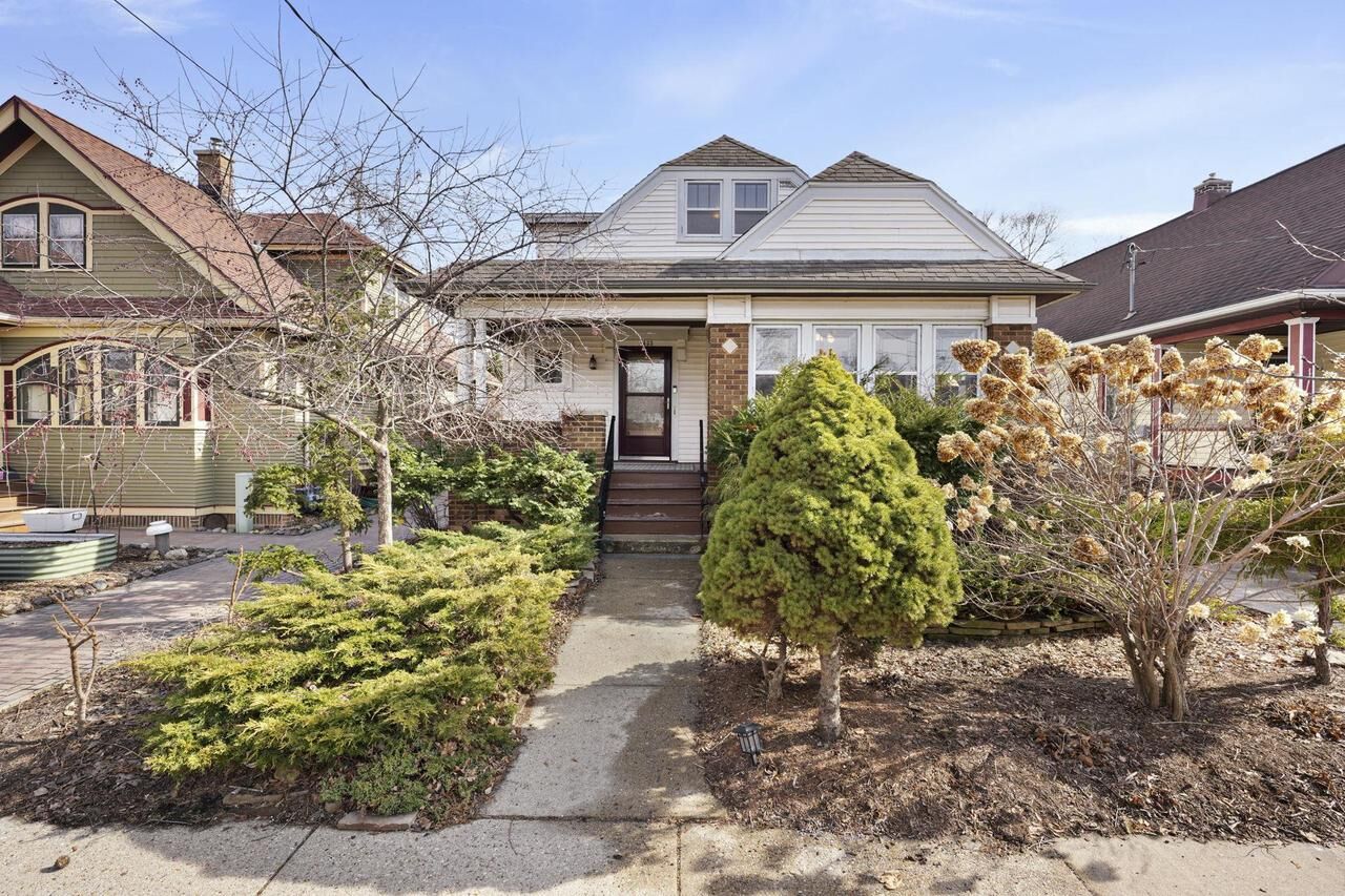 Property Photo: 1433 Spaight Street WI 53703