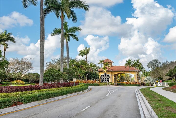 Property Photo:  13391 SW 42nd St  FL 33027 