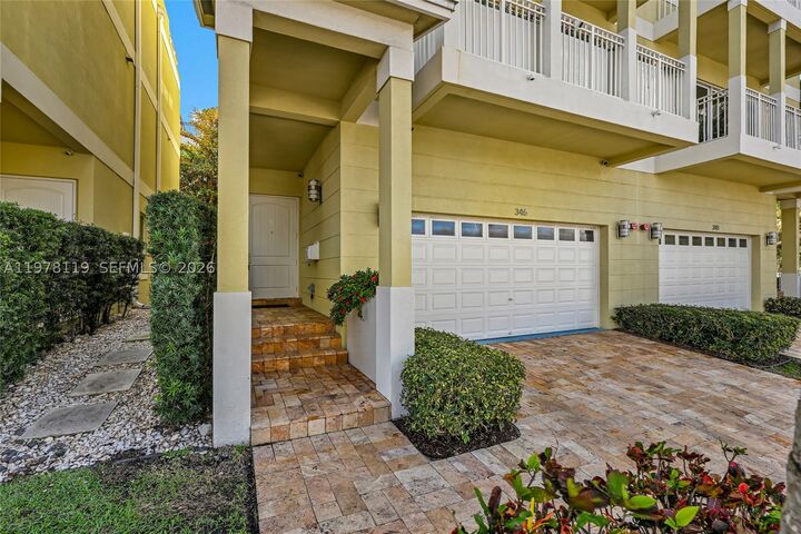 Property Photo:  346 Elm St A-10  FL 33019 