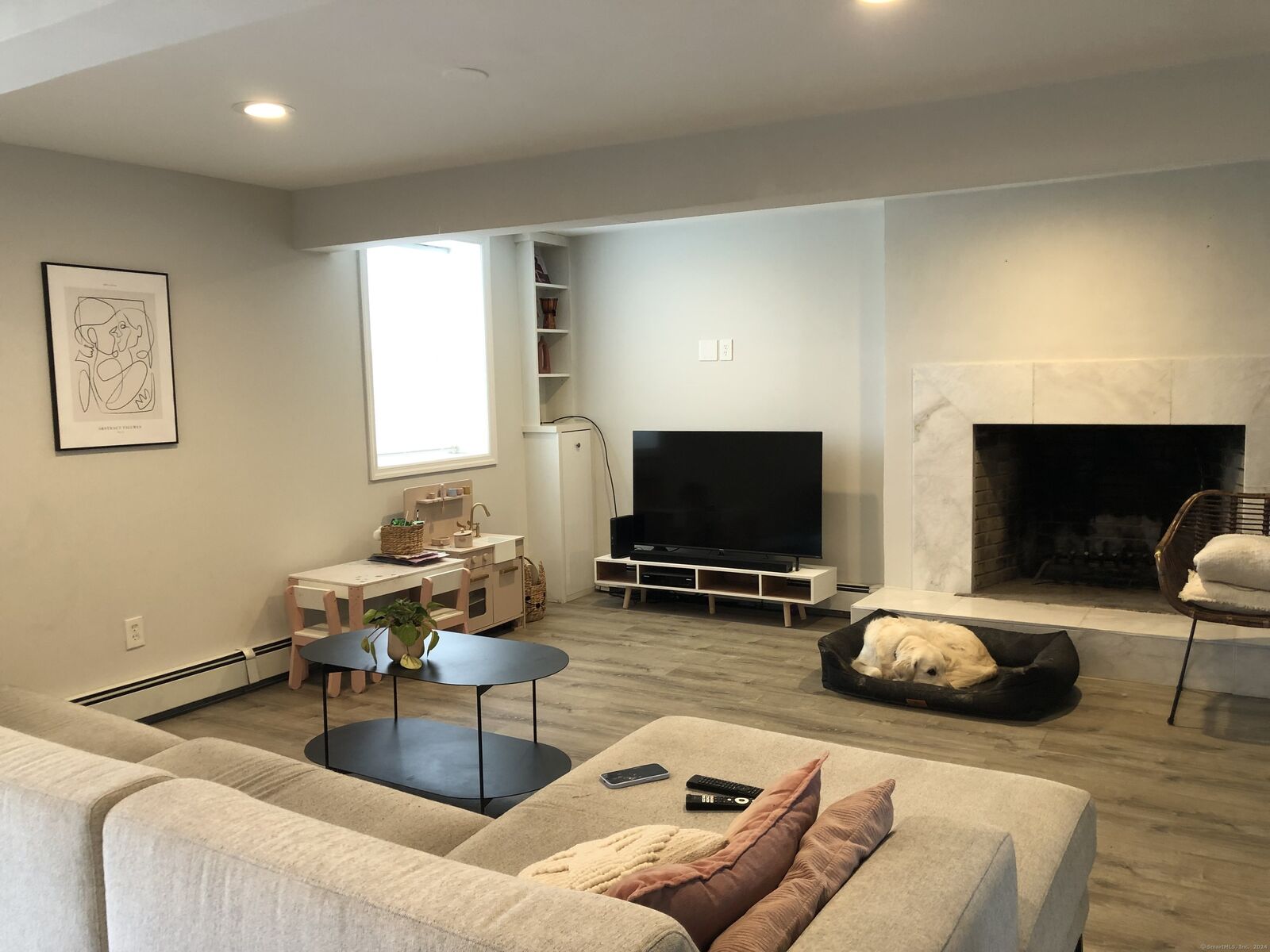 Property Photo:  90 Iroquois Road A  CT 06902 