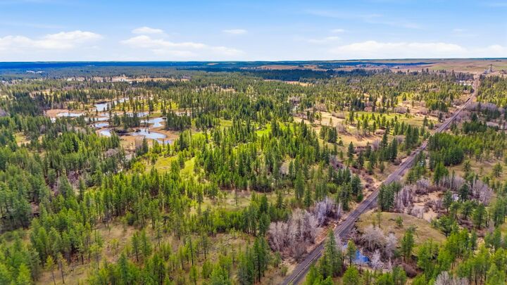 Property Photo:  11300 S Stangland Rd  WA 99022 